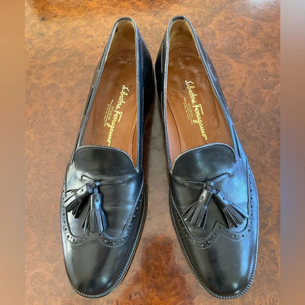Salvatore‎ Ferragamo Made in Italy Leather Tassel Loafer in Black Size 10 1/2 B